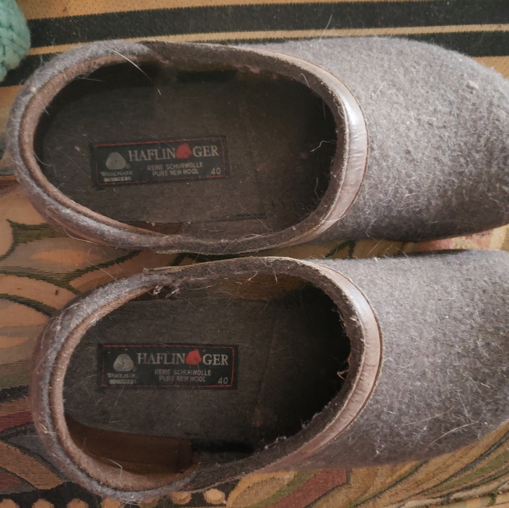 HAFLINGER SIZE 40 WOOL SHOES WOMAN